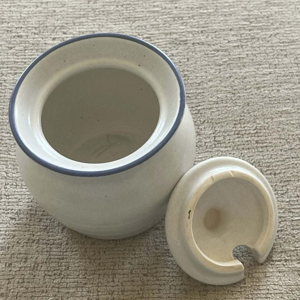 Pfaltzgraff Yorktowne Vintage Stoneware Jam Jelly Honey Jar Cottage‎ Core